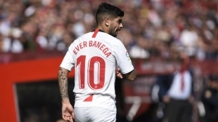 El Sevilla necesita vender para fichar a Banega / Marca
