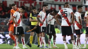 After a defeat, River Plate players