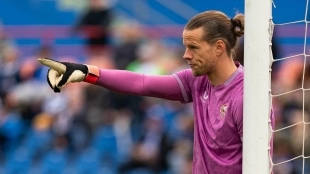 Nyland se niega a salir del Sevilla / Eldesmarque