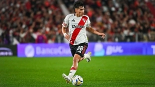El grande de Europa que lidera la carrera por Ian Subiabre, joya de River