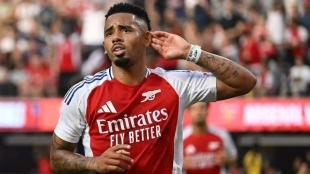 Gabriel Jesus celebra un gol con el Arsenal