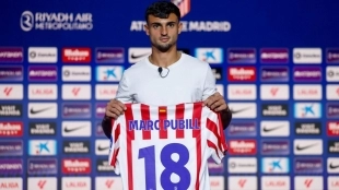 Marc Pubill durante su presentación con el Atlético de Madrid