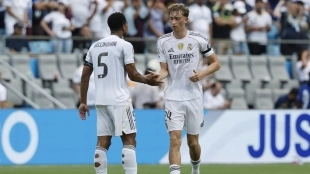 El Real Madrid duda con Huijsen / Hola News