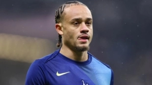 Xavi Simons quiere volver al Barcelona