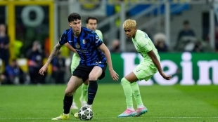 Alessandro Bastoni durante un Inter de Milán - FC Barcelona