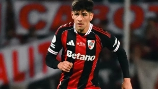 War in the Premier League for the signing of Lautaro Rivero