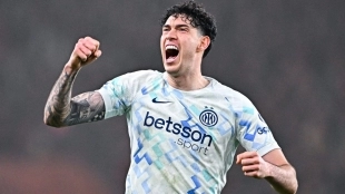 Alessandro Bastoni celebra un gol con el Inter de Milán