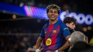 Lamine Yamal celebra un gol con el Barcelona