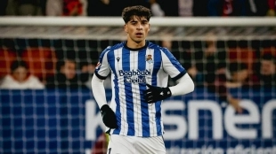 Guerra entre Real Madrid y Barça por Jon Martín