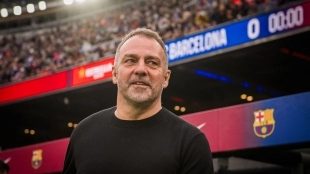 Hansi Flick requests a key signing