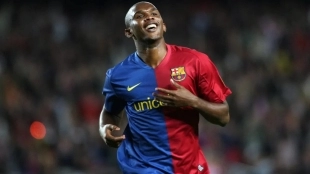 Samuel Eto'o celebrates a goal with FC Barcelona