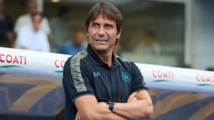 Antonio Conte, en la cuerda floja en el Napoli
