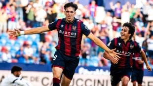 El Atleti medita pagar la cláusula de Carlos Espí