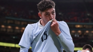 ¡13 mediocampistas, en la mira del Manchester United!