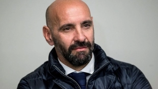 Monchi quiere dejar al Sevilla sin entrenador